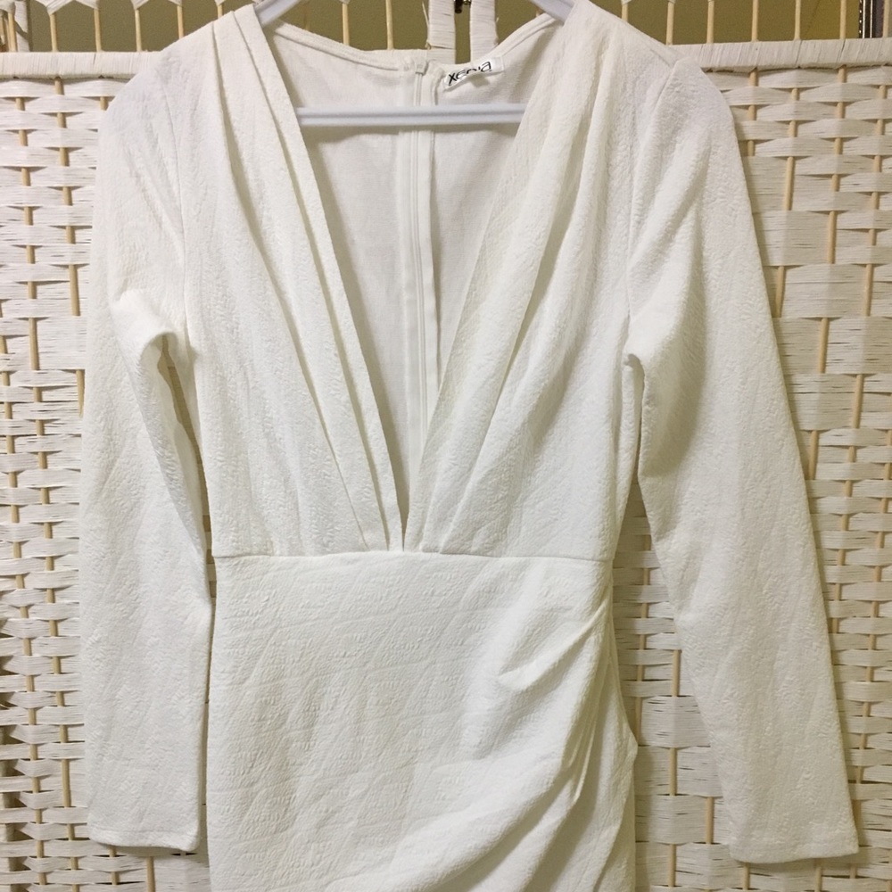 PLUNGING NECKLINE WHITE DRESS